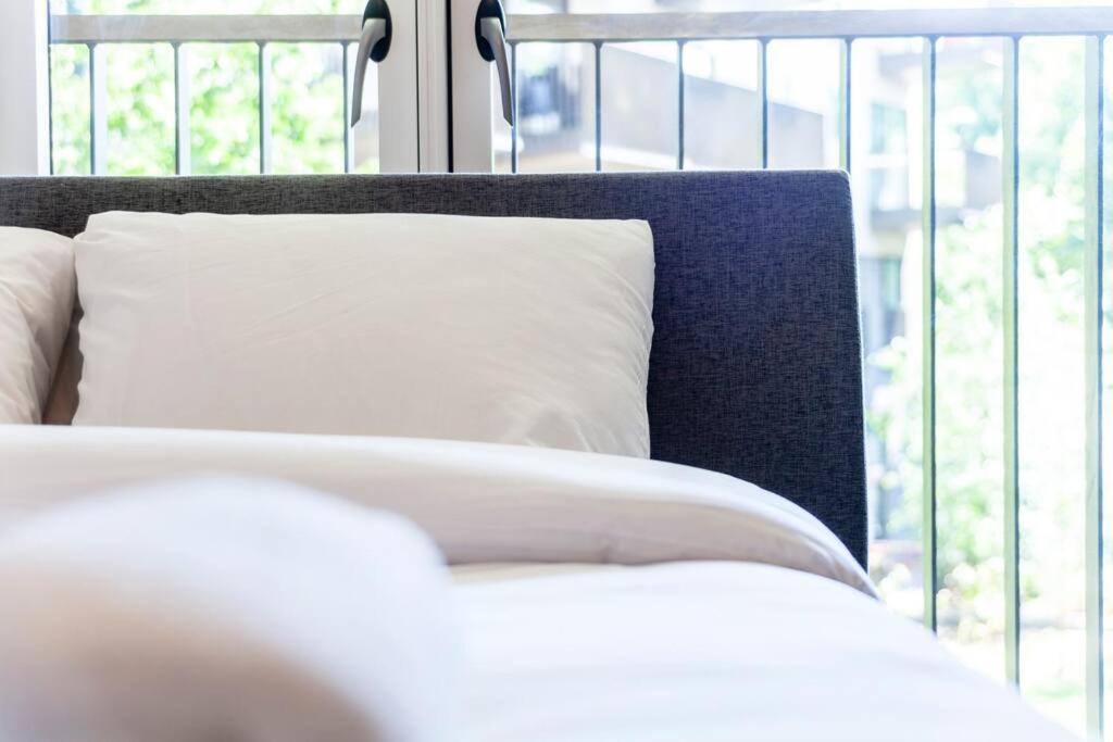 Stunning New 3 Bdr Duplex Wbalcony, East London Apartment Bagian luar foto