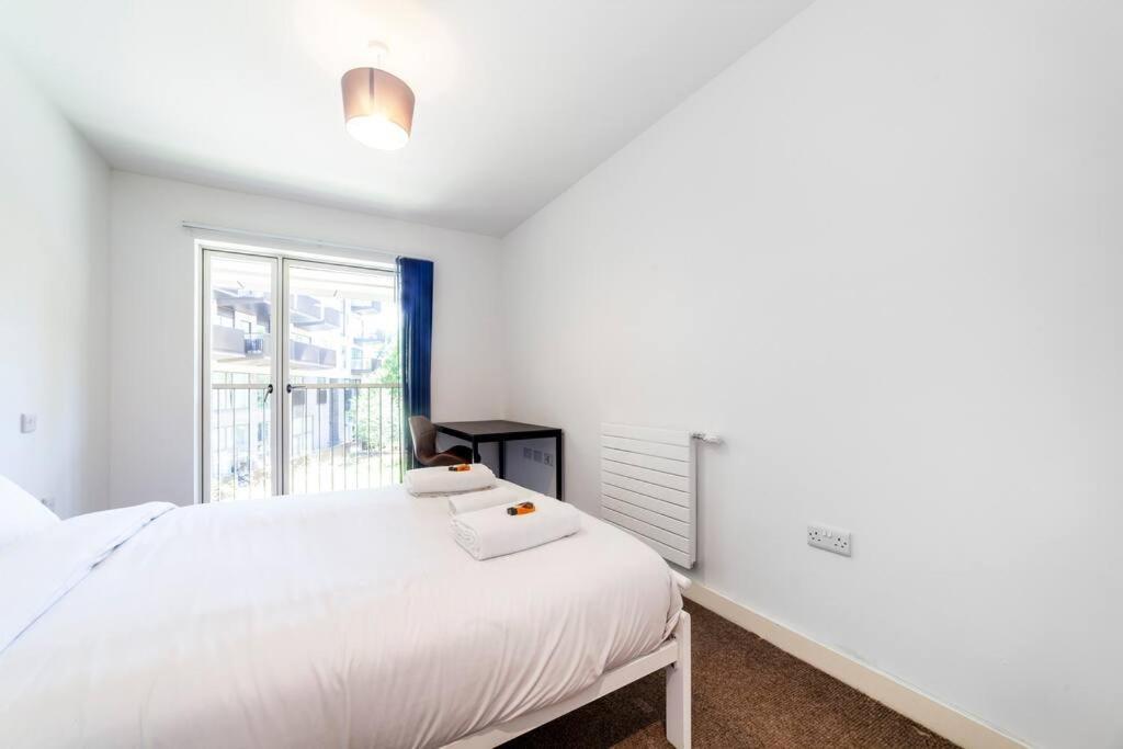 Stunning New 3 Bdr Duplex Wbalcony, East London Apartment Bagian luar foto
