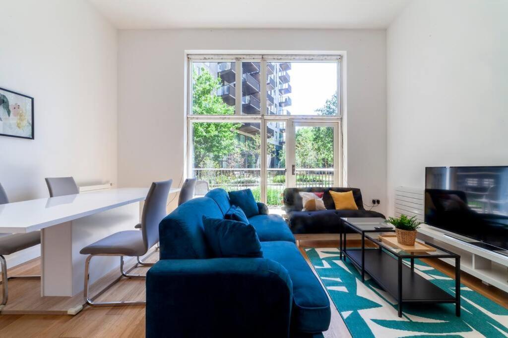 Stunning New 3 Bdr Duplex Wbalcony, East London Apartment Bagian luar foto