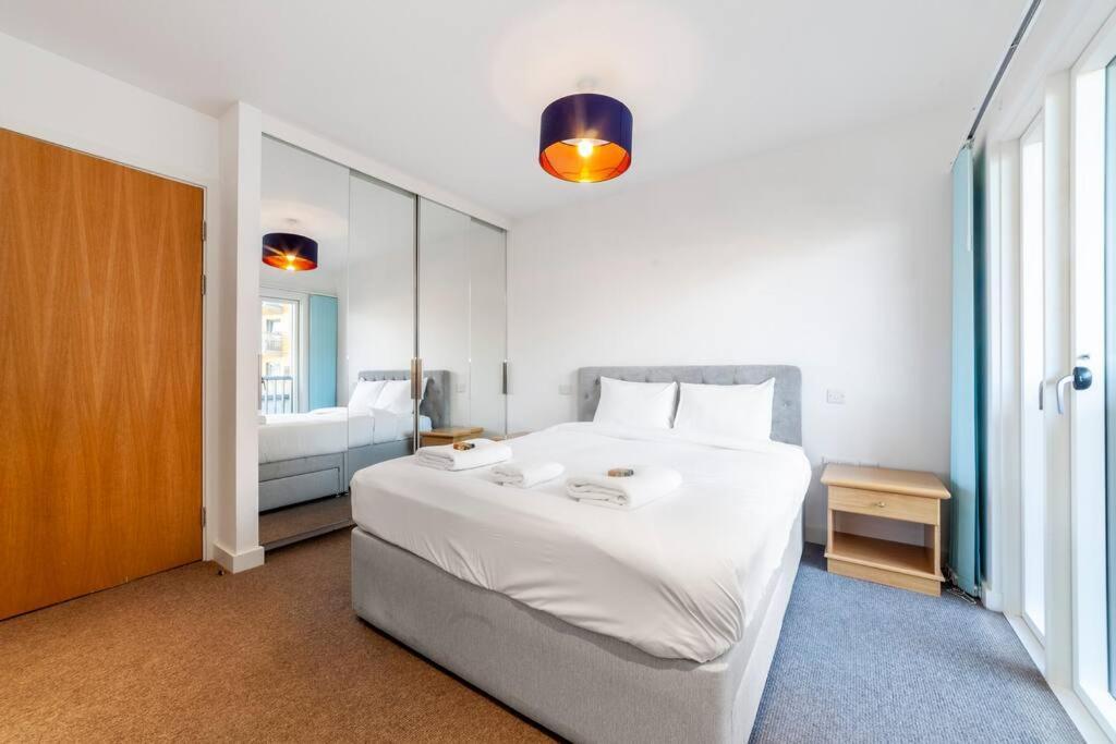 Stunning New 3 Bdr Duplex Wbalcony, East London Apartment Bagian luar foto